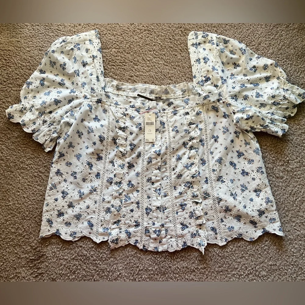 NWT By Anthropologie Puff-Sleeve Eyelet Top size LP Ivory Blue Floral Print Boho